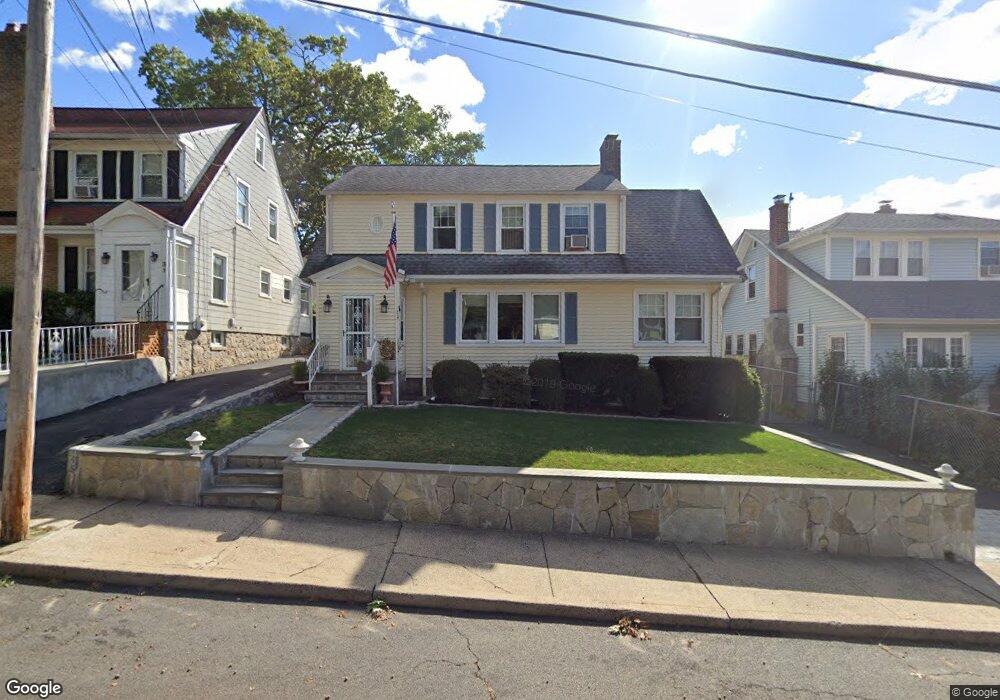 22 Highland Rd, Stamford, CT 06902 - photo 1