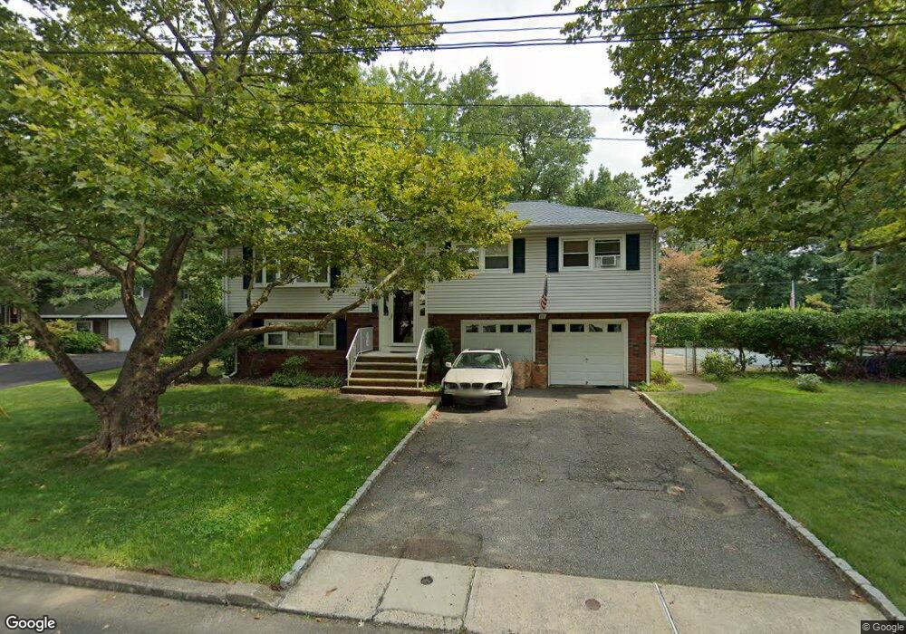 2 Beattie Ct, Little Falls, NJ 07424 - photo 1