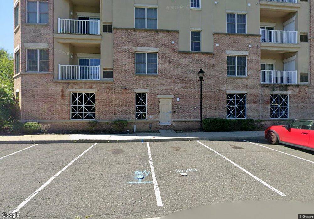 3412 Windsor Park Ct, Englewood, NJ 07631 - photo 1