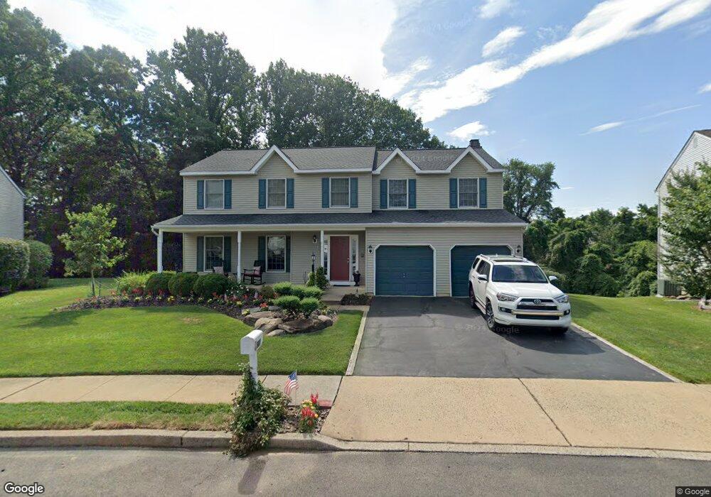 921 Highpointe Cir, Langhorne, PA 19047 - photo 1