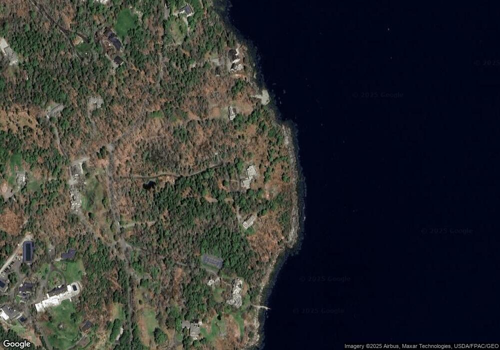 210 Bayview St, Camden, ME 04843 - photo 1