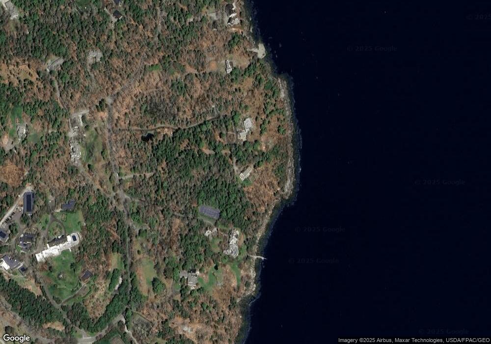 230 Bayview St, Camden, ME 04843 - photo 1