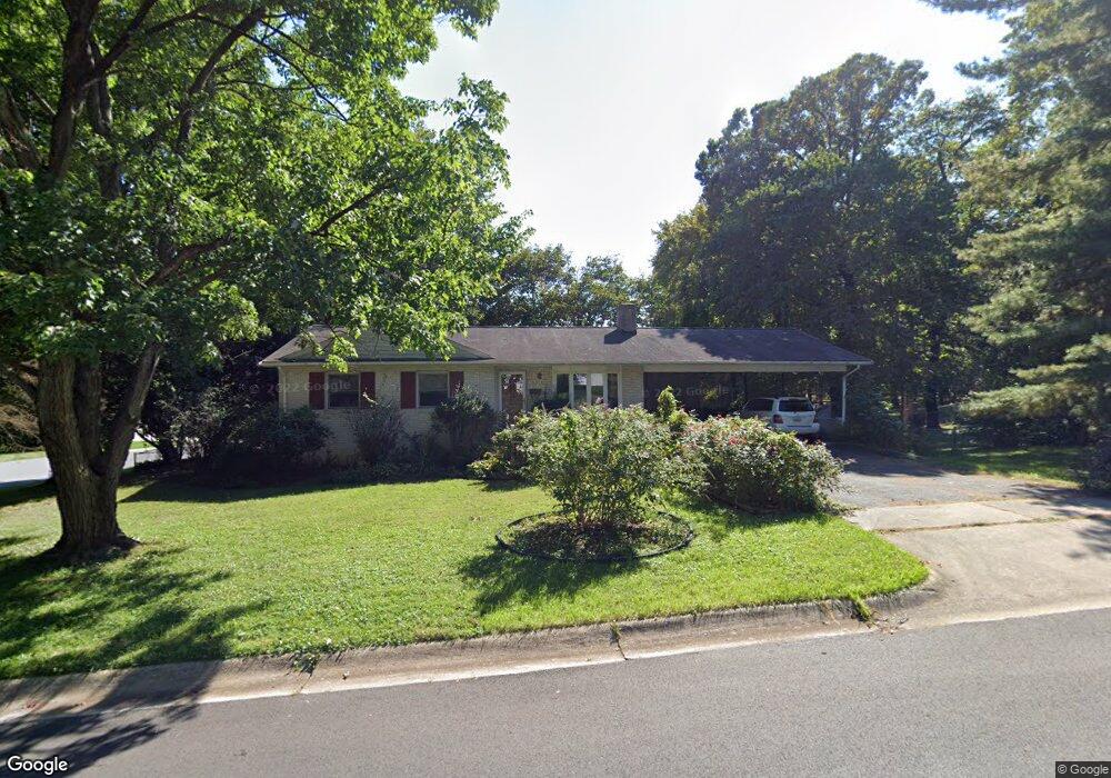 123 Tulip Dr, Gaithersburg, MD 20877 - photo 1