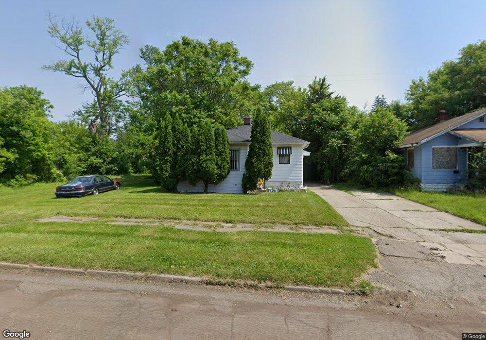 2010 Raskob St, Flint, MI 48504 - photo 1