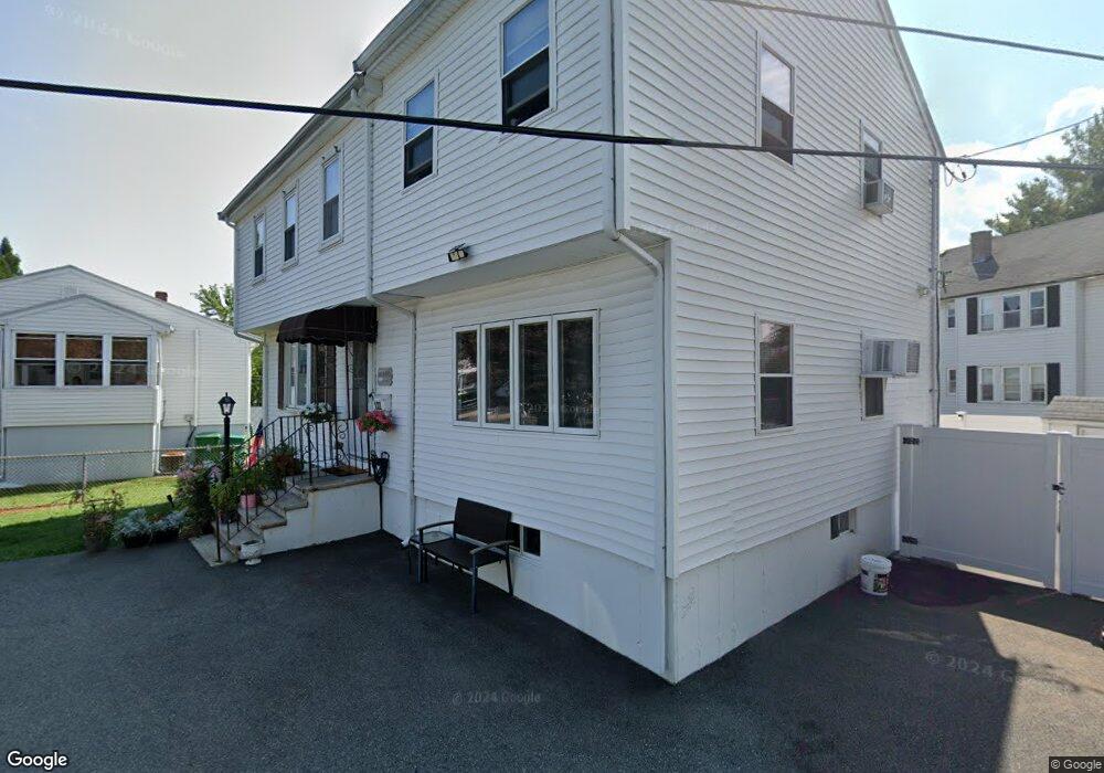 122 Dartmouth St, Medford, MA 02155 - photo 1