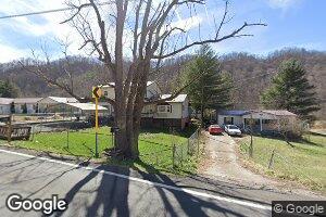 88 Arrow Gap Rd, Clear Fork, WV 24822