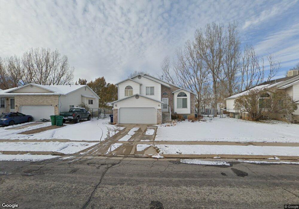 5569 S 3375 W, Roy, UT 84067 - photo 1