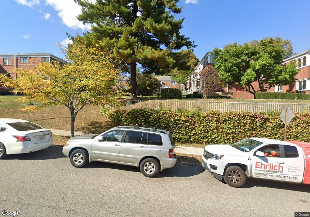 196-37 Dunton Ave unit 1, Hollis, NY 11423 - photo 1