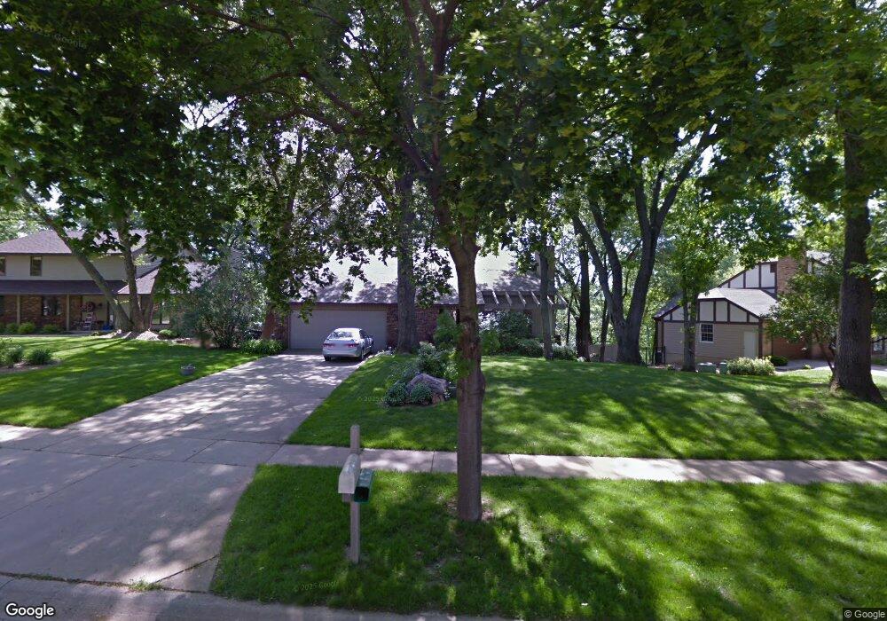 3526 Heatheridge Dr NE, Cedar Rapids, IA 52402 - photo 1