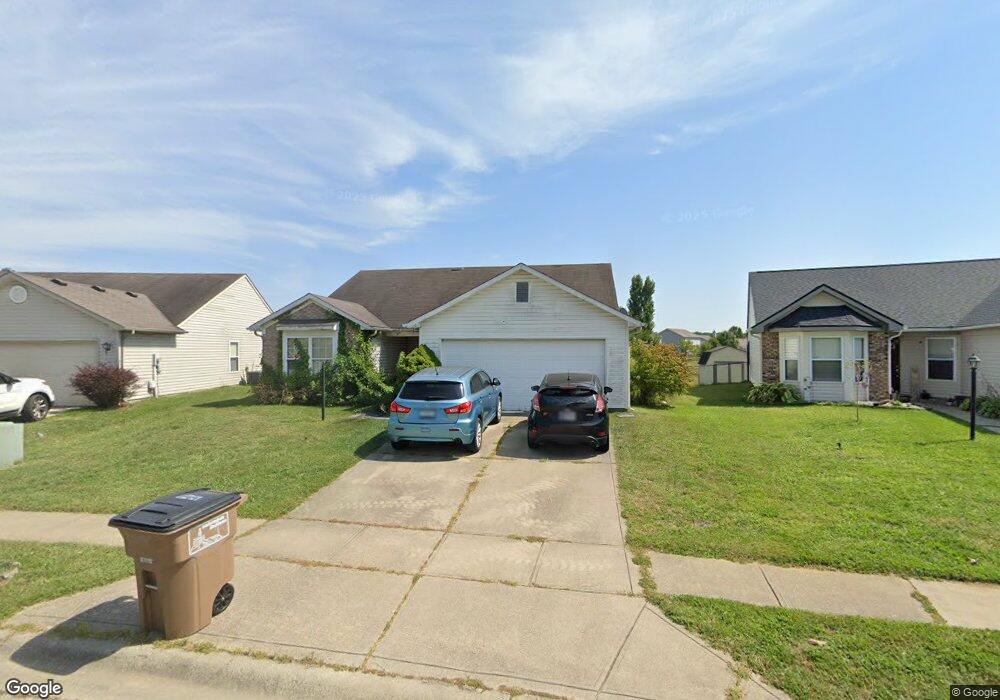 2359 Orchard Creek Dr, Columbus, IN 47201 - photo 1