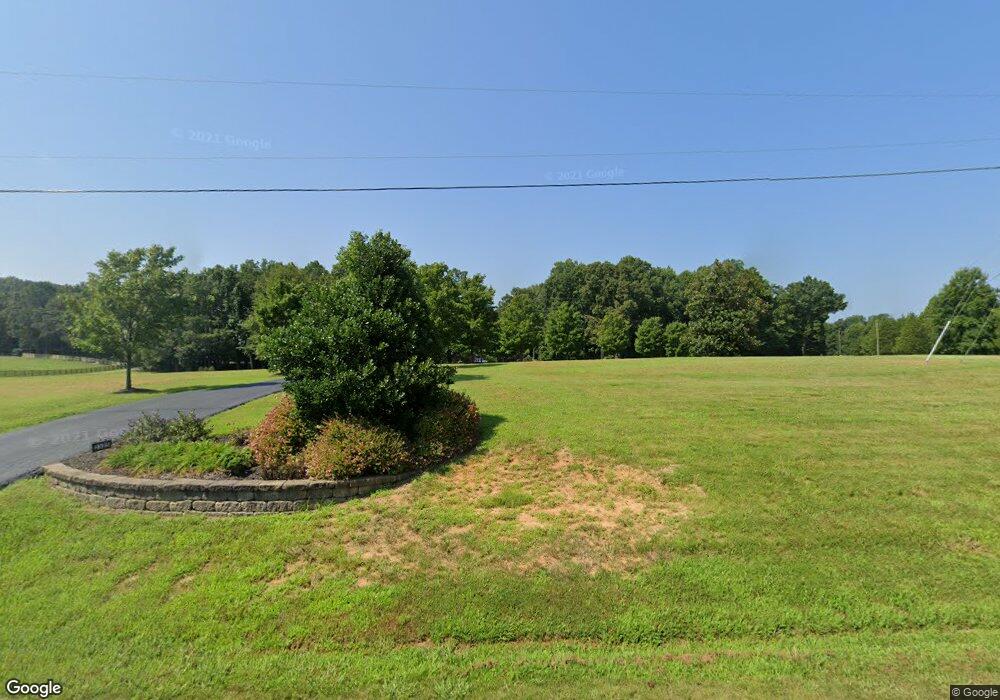 2335 Manakintown Ferry Rd, Midlothian, VA 23113 - photo 1