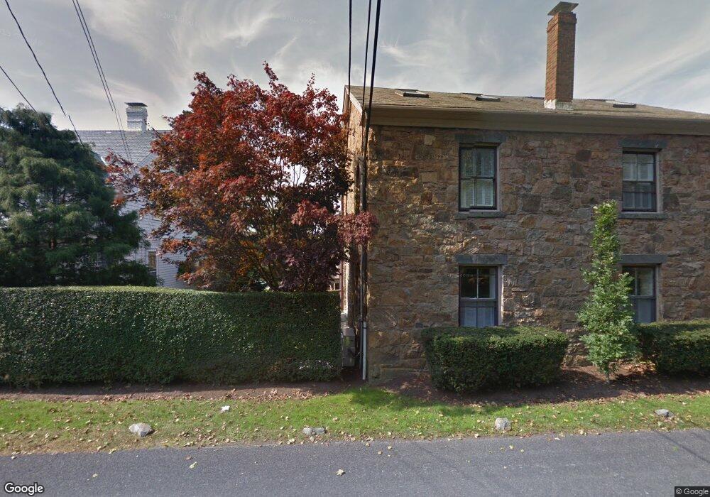 111 Coggeshall Ave unit 1, Newport, RI 02840 - photo 1