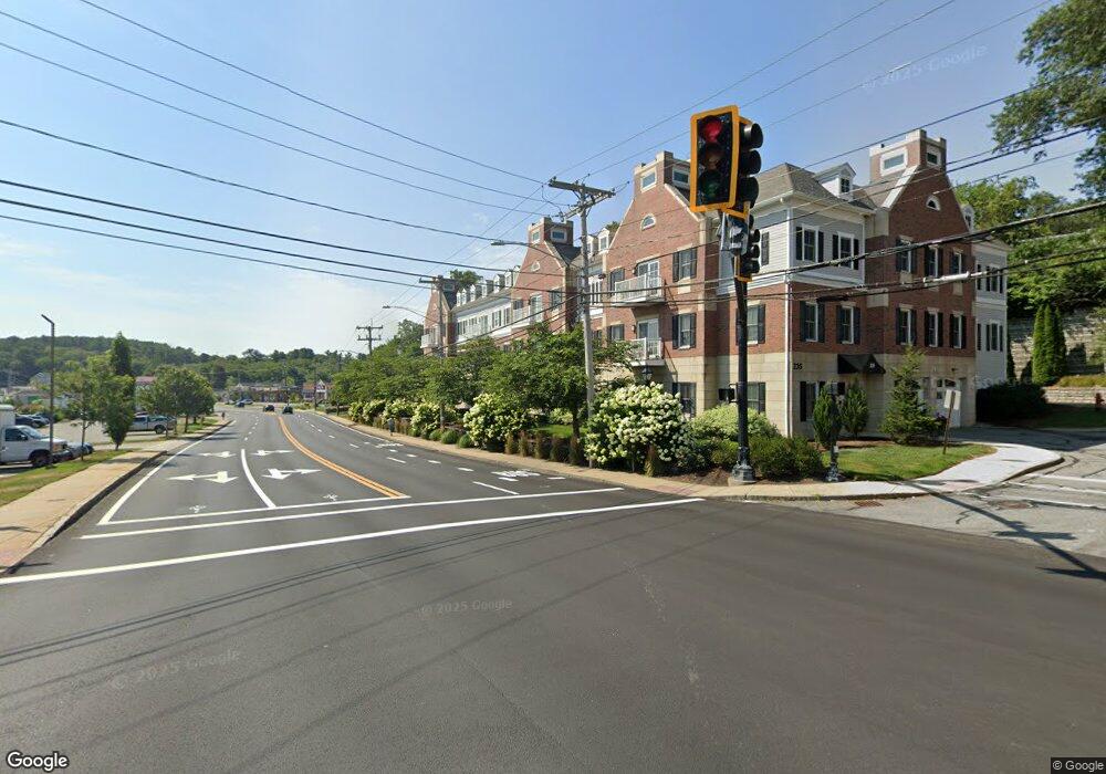 235 Cambridge St unit 108, Burlington, MA 01803 - photo 1