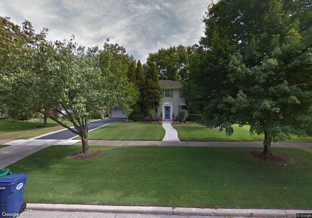 1004 Yorkshire Rd, Grosse Pointe Park, MI 48230 - photo 1