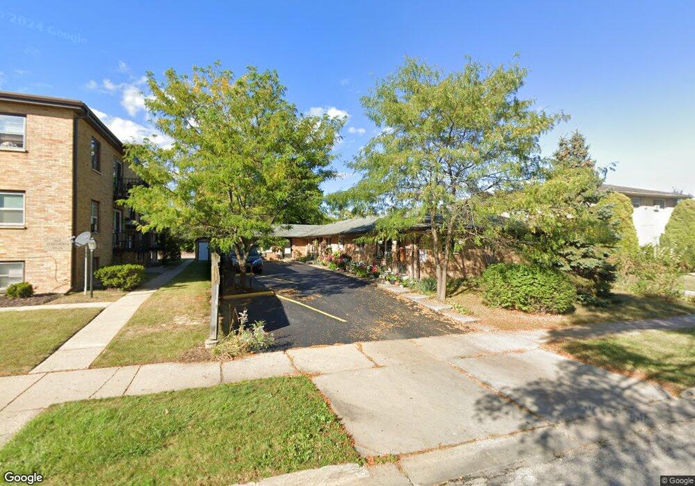 2622 W Cornelia Ave, Waukegan, IL 60085 - photo 1