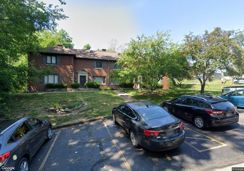 712 Overbrook Dr unit 1C, Columbus, OH 43214 - photo 1