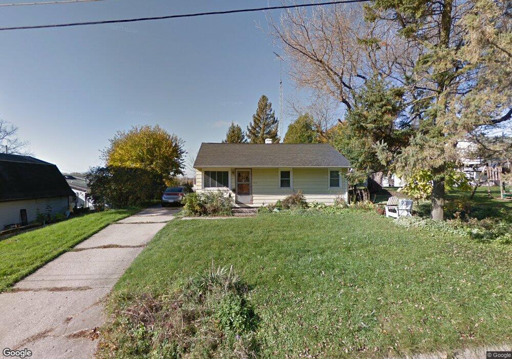 1115 9th Ave, Monroe, WI 53566 - photo 1