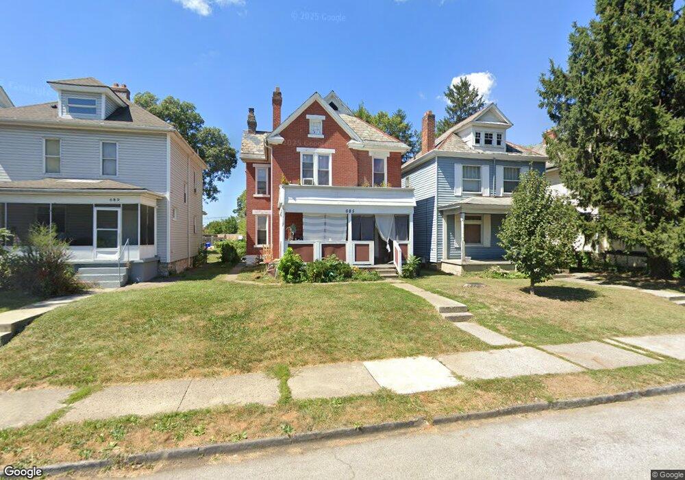 685 Carpenter St, Columbus, OH 43205 - photo 1
