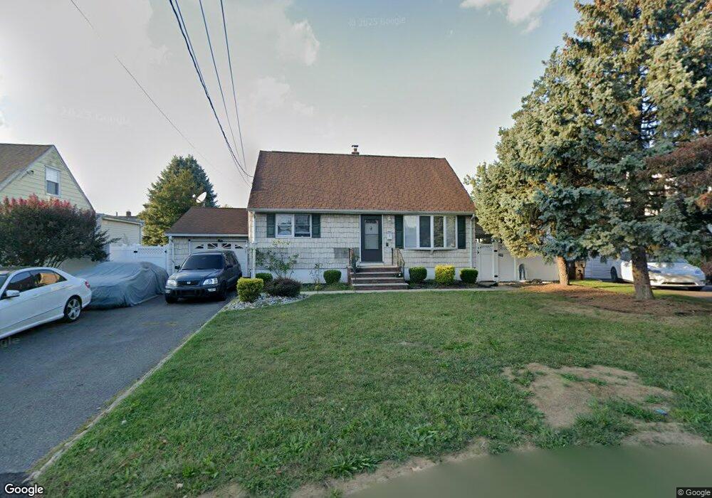 12 Prentiss Rd, New Brunswick, NJ 08901 - photo 1