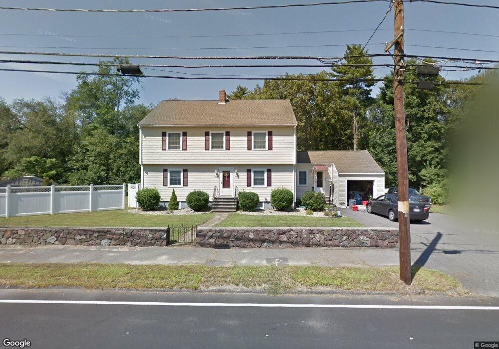 352 Charles St, Reading, MA 01867 - photo 1