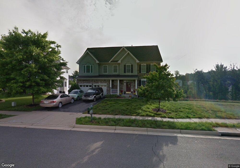 19109 Potomac Crest Dr, Triangle, VA 22172 - photo 1