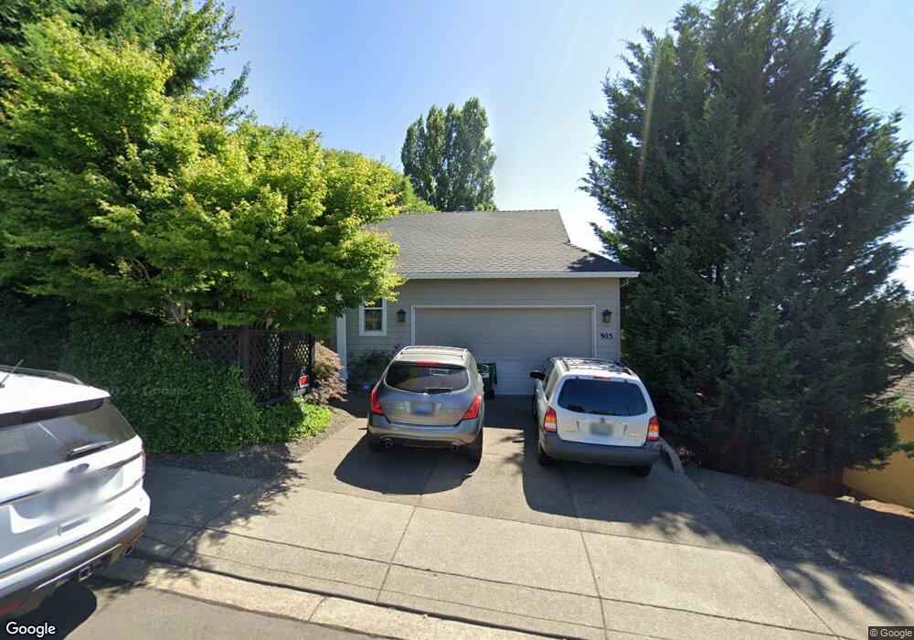 903 SW View Crest Dr, Dundee, OR 97115 - photo 1