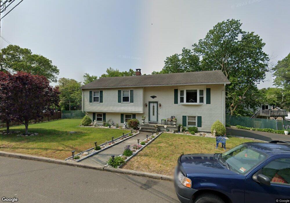 15 Sullivan Place, Bridgeport, CT 06610 - photo 1