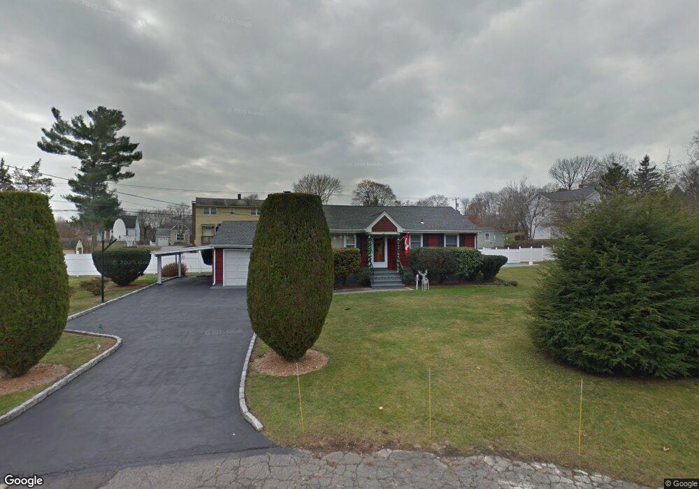 5 Mallard Rd, Norwalk, CT 06850 - photo 1