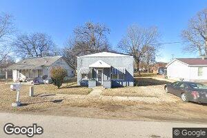 106 S Gideon Ave, Gideon, MO 63848