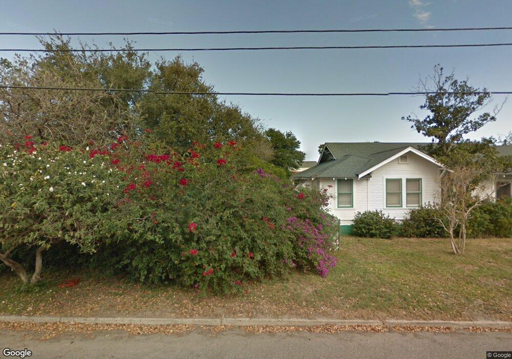 328 W 4th St, Weslaco, TX 78596 - photo 1