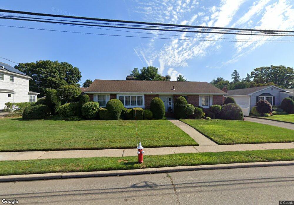 134 Evergreen Ave, Bethpage, NY 11714 - photo 1