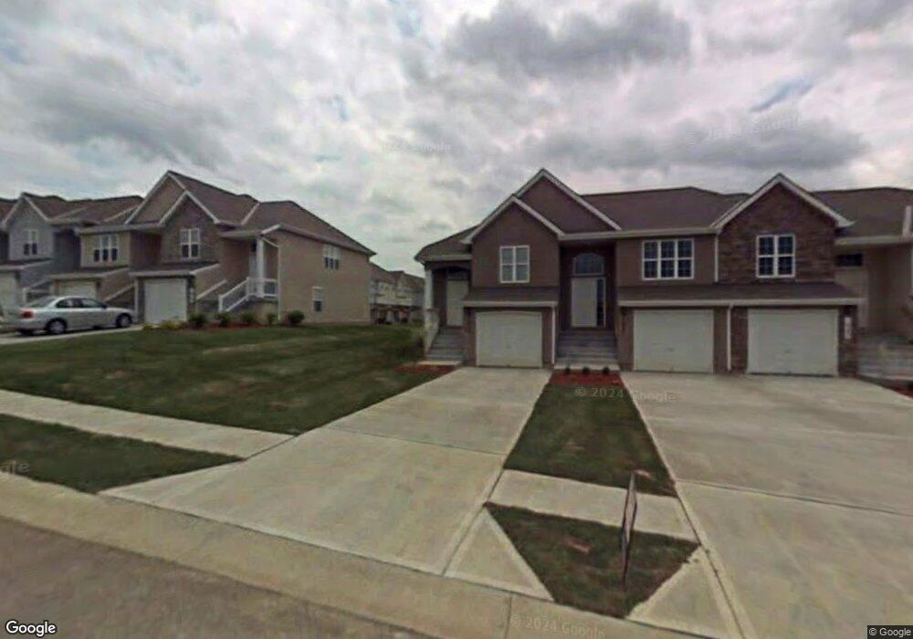 1639 Cinnabar Dr, Raymore, MO 64083 - photo 1